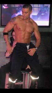 stripteaseur macon kenzo