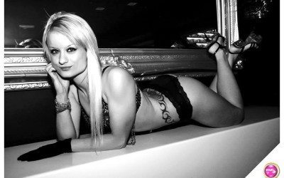 Stripteaseuse Cambrai Kim