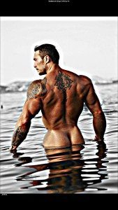 stripteaseur aubagne john