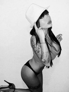 stripteaseuse marseille kendra