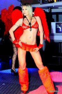 Stripteaseuse Toulon Tya Cannes Monaco Marseille Istres