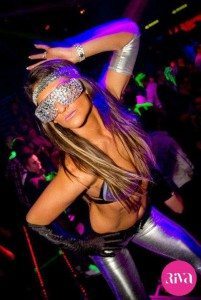 Stripteaseuse-belgique-gent-gand-lisa-veurne